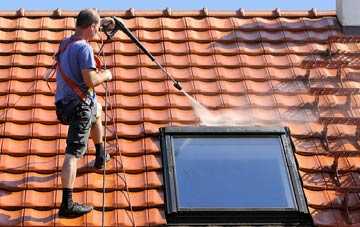 roof cleaning Llwynygog, Powys